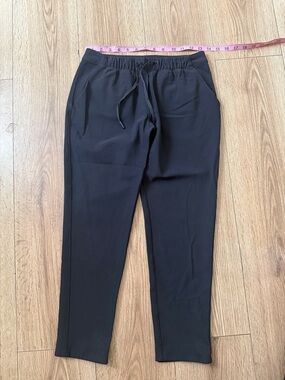 lululemon athletica Black Cropped Drawstring Pants